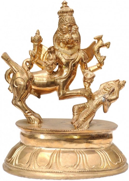 Golden statue of Sharabha Ji