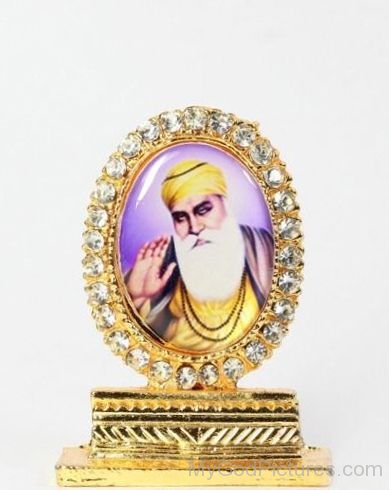 Beautiful Frame Of Shree Guru Nanak Dev Ji