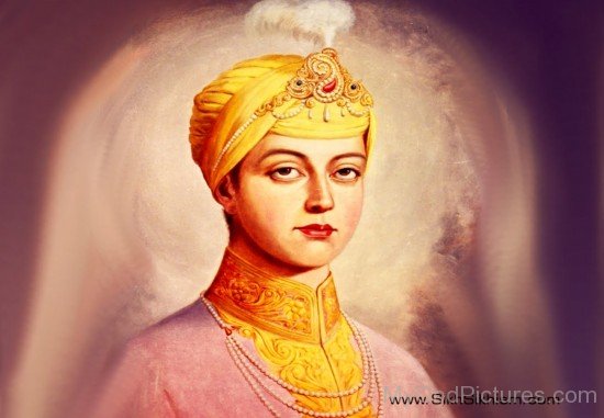 Beautiful Side Pose Of Guru Har Krishan Ji