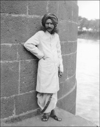 Avatar Meher Baba Ji Wearing A Pagdi