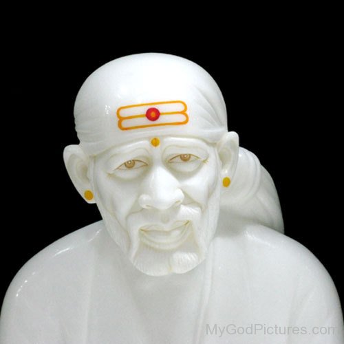 Beautiful Statue Of Sai Baba G