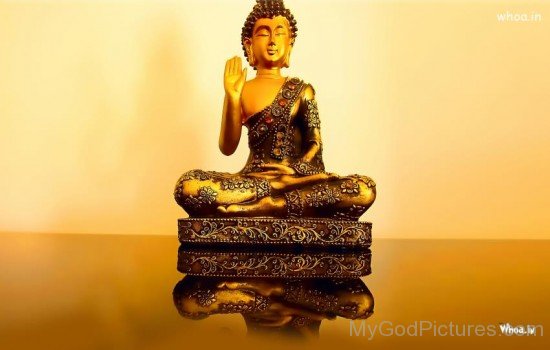 Beautiful Stature Of Bhagwan Buddha Ji