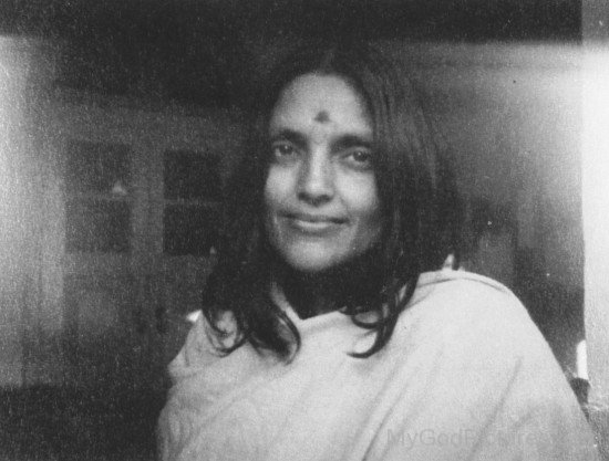 Anandamayi Maa Picture