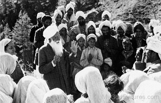 Baba Sawan Singh Ji Talking With People