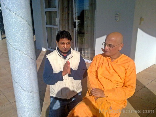 Bhakti Charu Swami With His Devotee