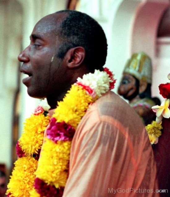 Bhakti Tirtha Swami Sweating