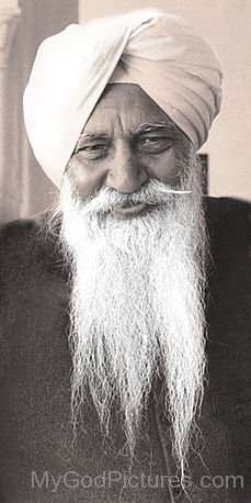 Black And White Picture Of Baba Charan Singh Ji