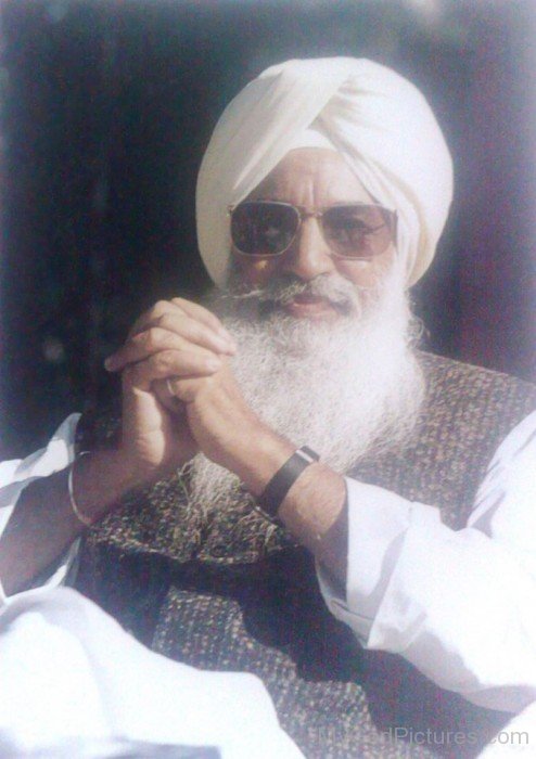 Maharaj Charan Singh Ji In Goggles