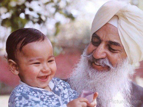 Maharaj Charan Singh Ji With Cute Baby