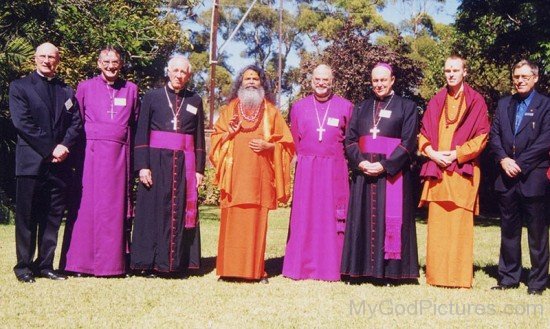 Swami Maheshwarananda With Fathers