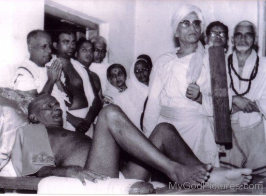 Swami Raghunath And Bhagawan Nityananda