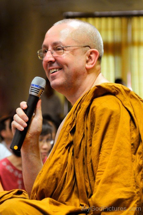 Ajahn Brahm On Mic