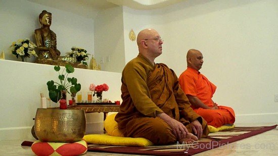 Ajahn Brahm With Maha Bodhi