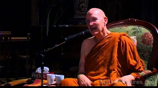 Ajahn Sumedho Giving Speech