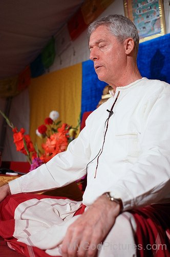 B.Alan Wallace Doing Meditation