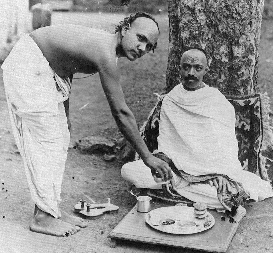Devotee Giving Food To Narayan Maharaj