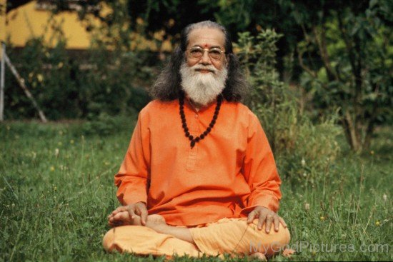 Hariharananda Giri Ji Sitting In Garden