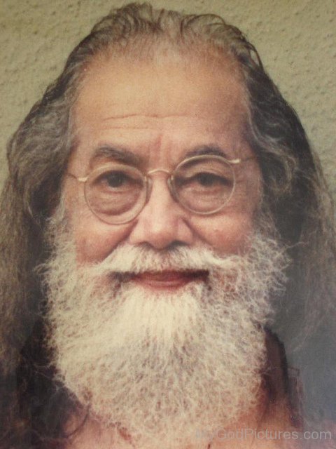 Hariharananda Giri Photo