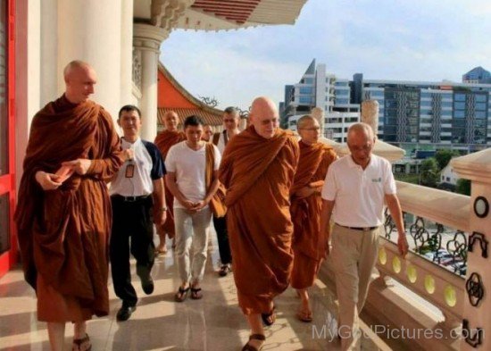 Image Of Ajahn Sumedho