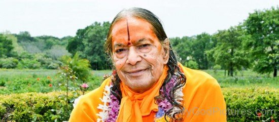 Image Of Kripalu Maharaj Ji