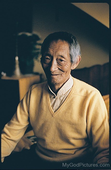 Kalu Rinpoche Image