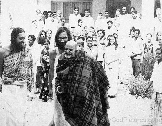 Neem Karoli Baba With Chandan Singh Bisht