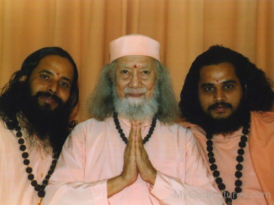 Prajnananandaji,Baba Hariharananda And Swami Shudhananda Giri