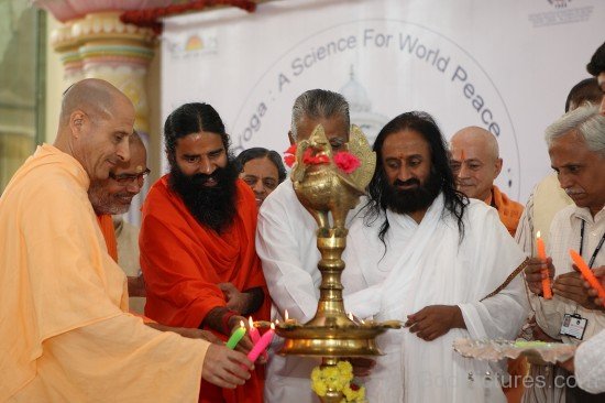 Radhanath Swami,Baba Ramdev And Sri Sri Ravi Shankara
