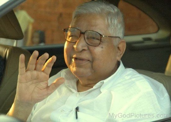 S.N.Goenka Photo