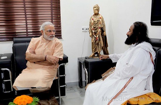 Sri Sri Ravi Shankar With Narender Modi