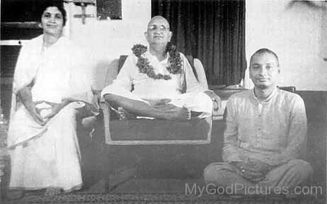 Swami Ramdas,Swami Vireswarananda And Mata Krishnabai