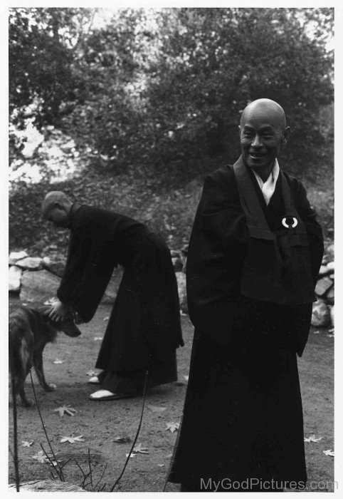 Black And White Picture Of Shunryu Suzuki