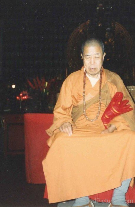 Hsuan Hua Doing Meditation