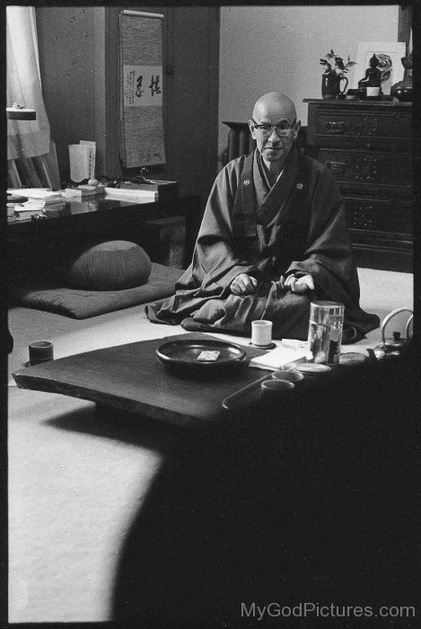 Shunryu Suzuki Picture