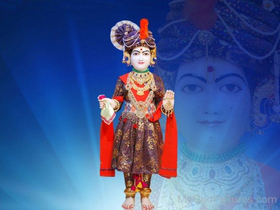 White Marbel Statue Of Swaminarayan