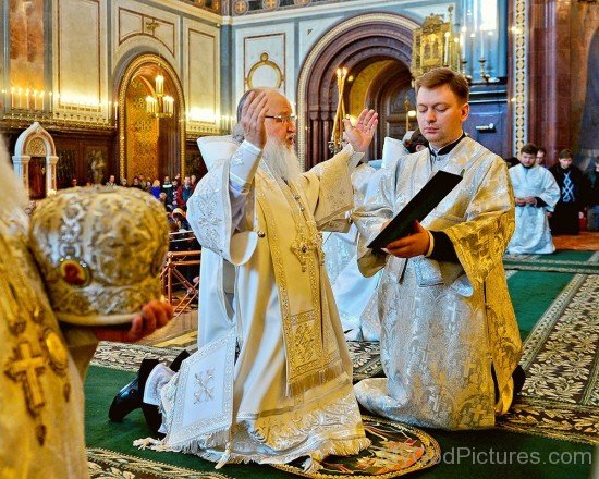 Patriarch Kirill Holy Saturday