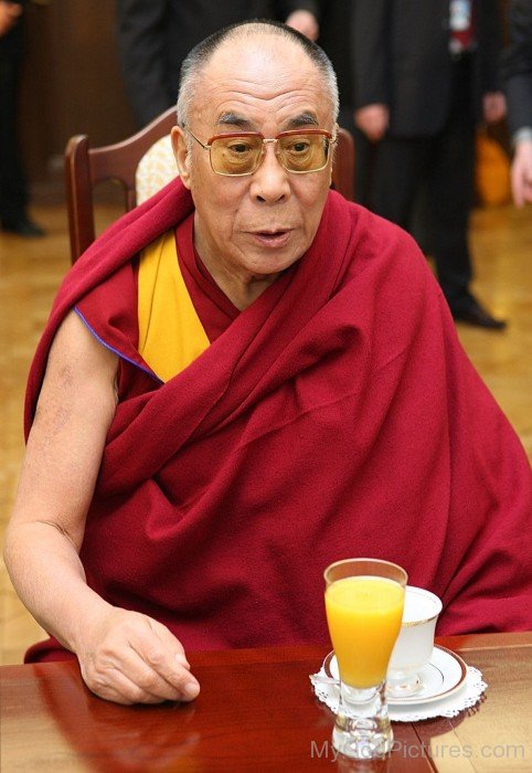 Picture Of Dalai Lama Tenzin Gyatso