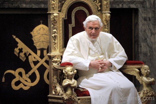 Pope Benedict XVI In Church