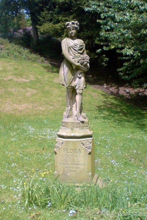 Flora Statue Image