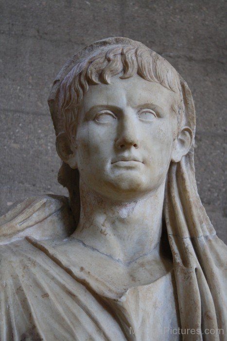 God Augustus Image