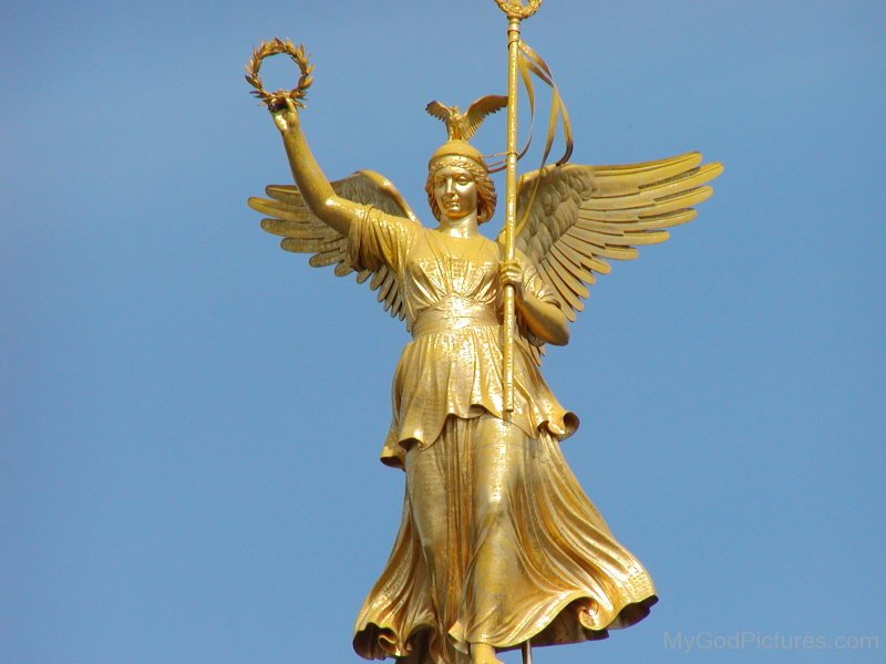 Golden-Statue-Of-Goddess-Victoria.jpg