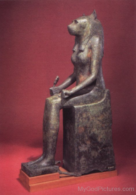 Statue Of Bastet-nb414
