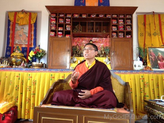 Spiritual Teacher Tsoknyi Rinpoche