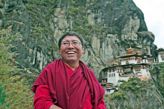 Tsoknyi Rinpoche Laughing