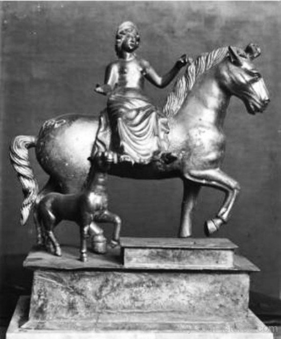 Black Statue Of Epona-fd501