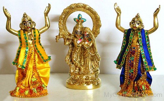 Golden Statue Of Chaitanya Mahaprabhu,Krishna And Radha-fd719