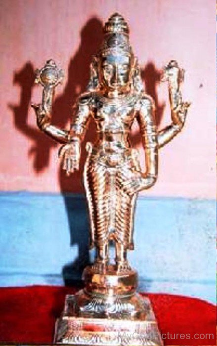 Golden Statue Of Satyanarayana-ws205