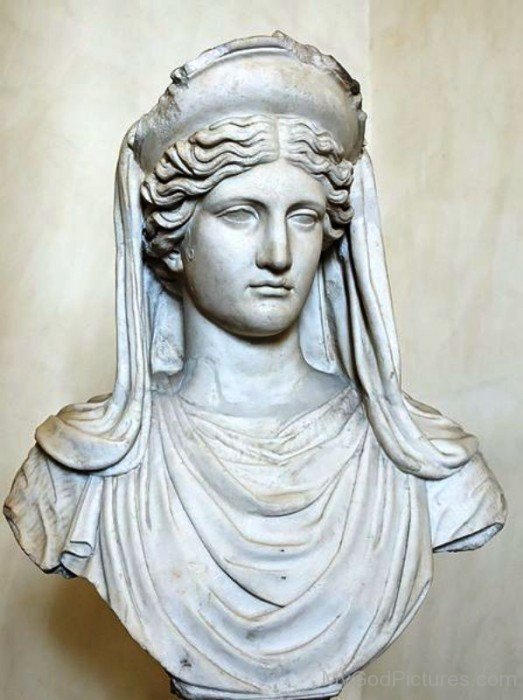 Statue Of Demeter-re715