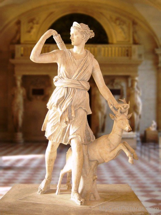 Statue Of Goddess Diana-vc122