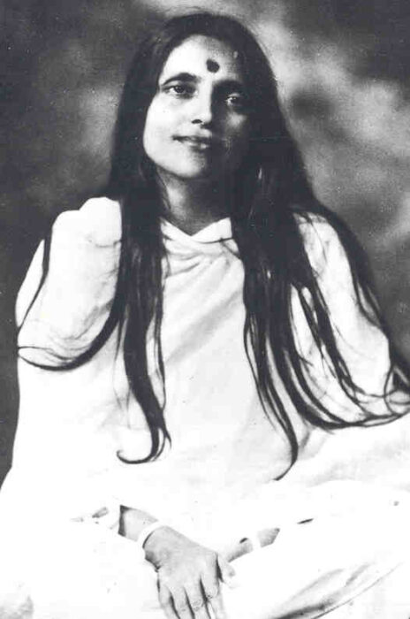Young Image Of Anandamayi Maa